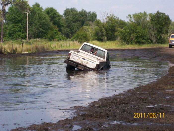 2011-Jun-11_HGR4X4_JessesBD_P1 089